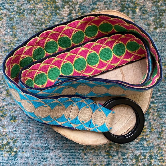 Hadley Poller pink snapdragon reversible print artisan ring belt, size large - Picture 2 of 9